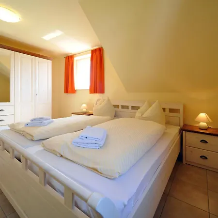 Ferienhaus Hus Utblick 8a